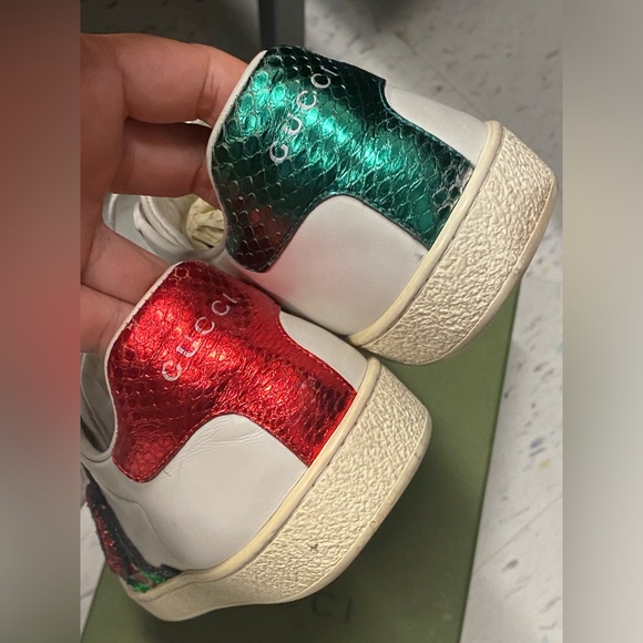 Gucci White Leather Embellished Lip Ace Sneakers - Picture 5 of 16